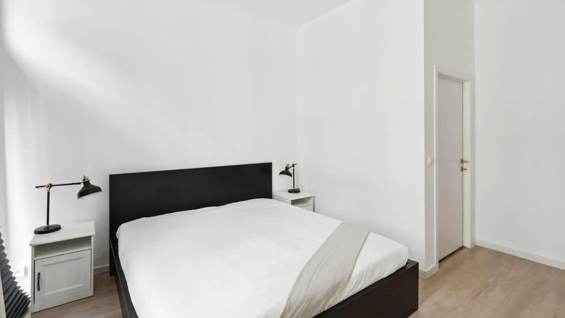Apartment In Brussels, Degroux By Homenhancement Sa